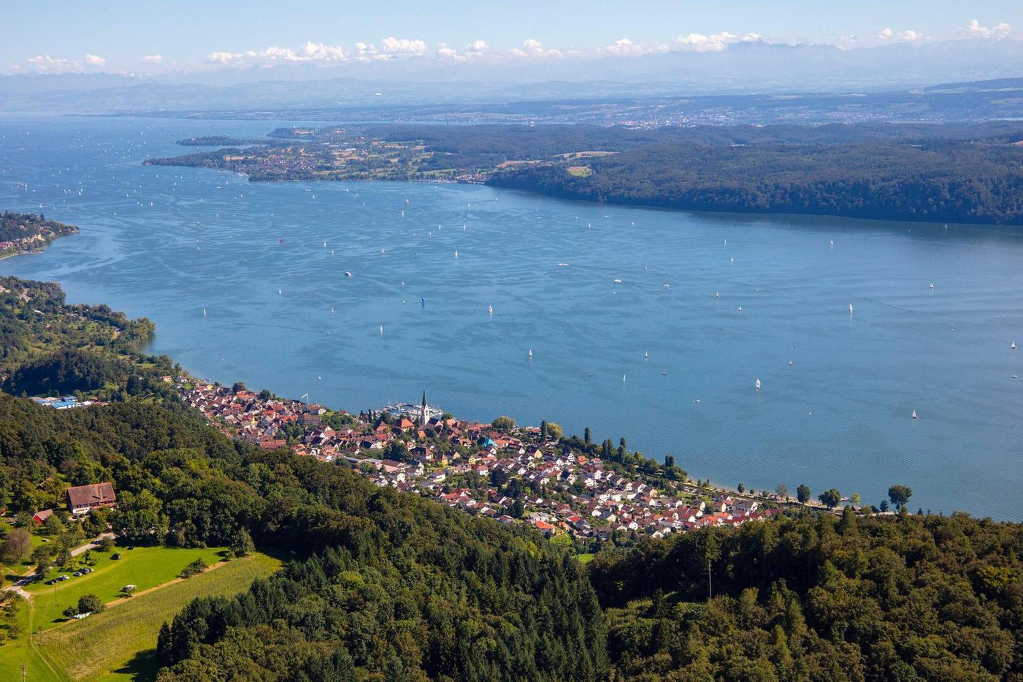 Hoehengasthaus Haldenhof Юберлінген Екстер'єр фото